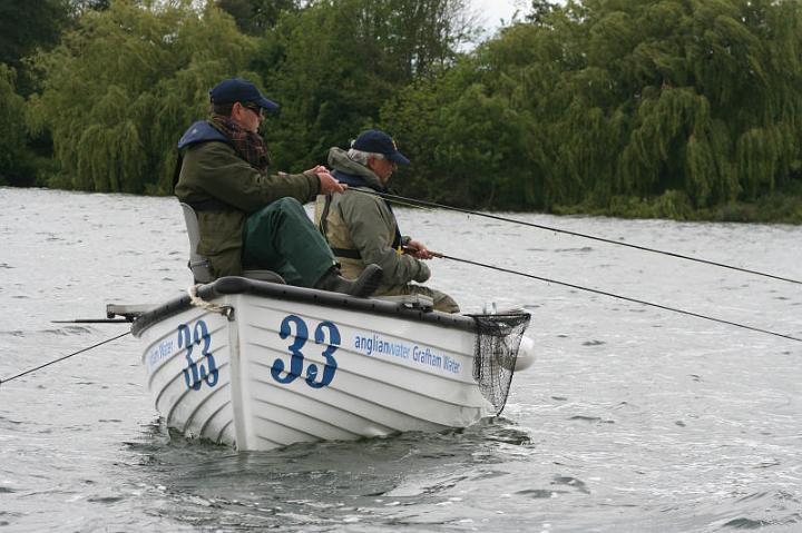 Boat Fishing at Grafham Water by Fishpics (20).jpg